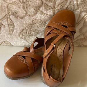 CLARKS Ultimate Control Cognac/Tan Leather Roseville Step Mary Jane Flats Size 9